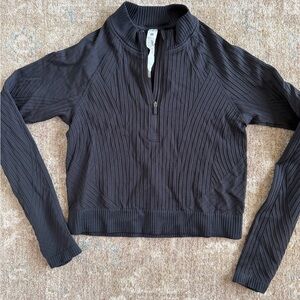 Lululemon black half zip ribbed pullover